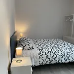 Moderno 85mq Con 2 Bagni E Posto Auto Nel Cortile Interno Рим