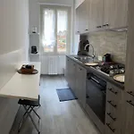 Moderno 85mq Con 2 Bagni E Posto Auto Nel Cortile Interno