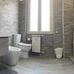 Апартаменты Moderno 85mq Con 2 Bagni E Posto Auto Nel Cortile Interno Рим