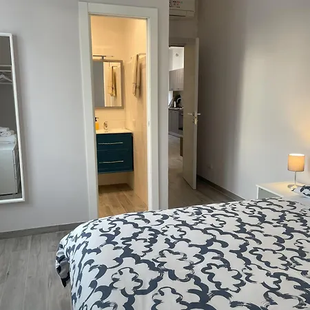 Moderno 85mq Con 2 Bagni E Posto Auto Privato شقة