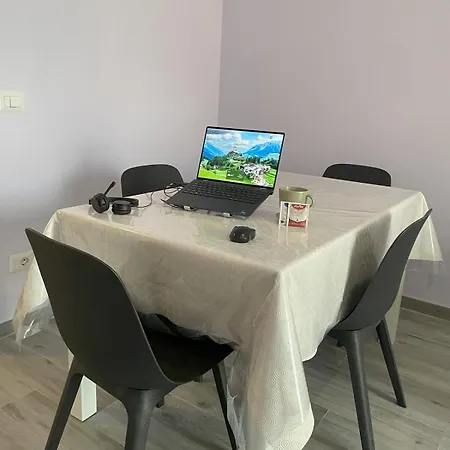 Lägenhet Moderno 85mq Con 2 Bagni E Posto Auto Privato Rom