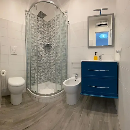 Moderno 85mq Con 2 Bagni E Posto Auto Nel Cortile Interno *