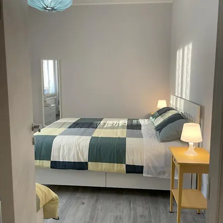 Lägenhet Moderno 85mq Con 2 Bagni E Posto Auto Privato Rom