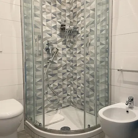 Moderno 85mq Con 2 Bagni E Posto Auto Nel Cortile Interno * Ρώμη
