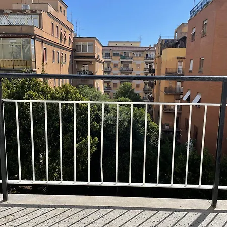 Daire Moderno 85mq Con 2 Bagni E Posto Auto Nel Cortile Interno *