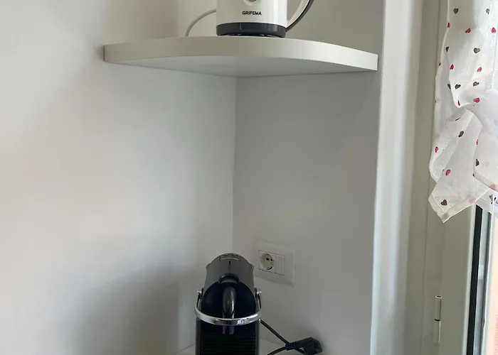 Moderno 85mq Con 2 Bagni E Posto Auto Nel Cortile Interno Lägenhet *